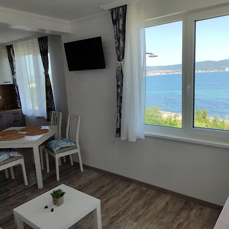 Teddy's Sea View Apartment Nesebar