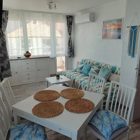 Teddy's Sea View Apartman Neszebar