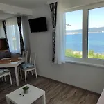 Teddy's Sea View Apartment Nesebar