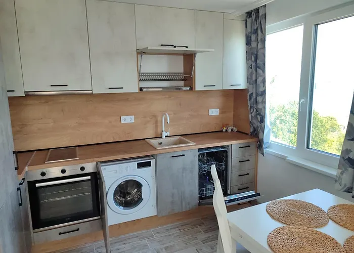 Teddy's Sea View Appartement *